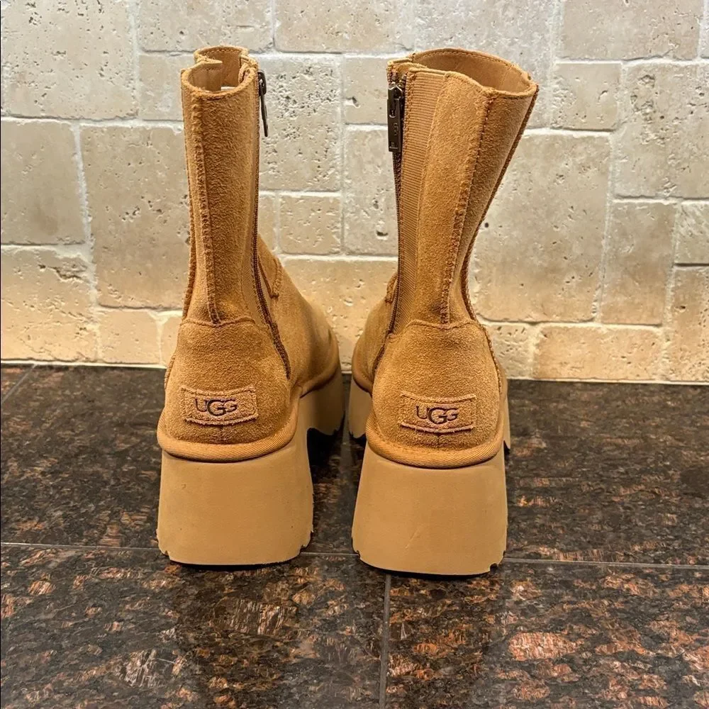 UGG Women's Chestnut Classic Short New Heights Boot Bootie New
